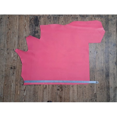 Bande de cuir de vachette grainé - bubblegum - maroquinerie - ameublement - Cuir en stock