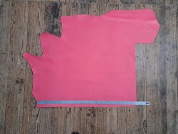 Bande de cuir de vachette grainé - bubblegum - maroquinerie - ameublement - Cuir en stock