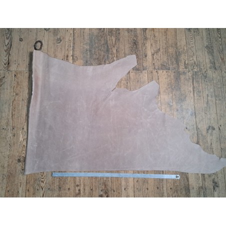 Demi-peau de cuir de veau grain effet galuchat  - Beige- cuir en stock