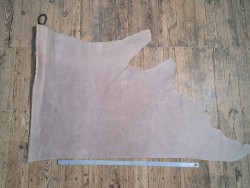 Demi-peau de cuir de veau grain effet galuchat  - Beige- cuir en stock