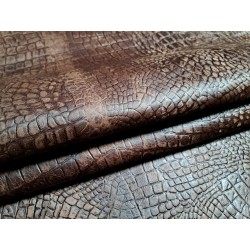 Bande de cuir de veau - effet croco - marron vieilli - maroquinerie - Cuirenstock