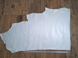 Bande de cuir de veau - quadrillage - nacré - blanc - maroquinerie - cuirenstock