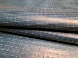 Bande de cuir de veau - quadrillage - vert canard - nacré - doré- maroquinerie - cuir en stock