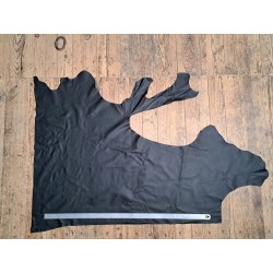 Demi-peau de cuir de vache grainé - Noir mat - B - Cuir en Stock