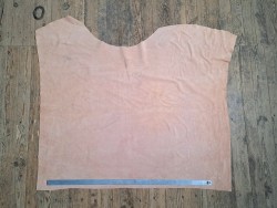 Peau de veau velours - PECHE - Cuir en Stock