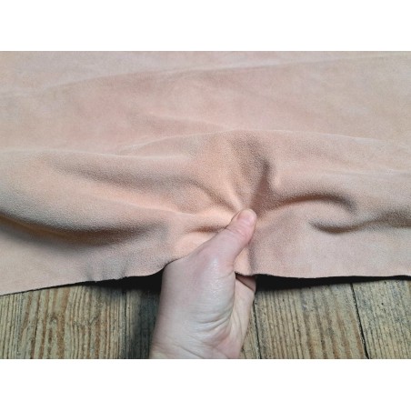 Peau de veau velours - PECHE - Cuir en Stock