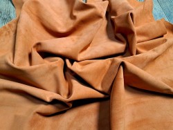 Peau de veau velours - orange poudré - Cuir en Stock