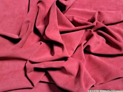 Peau de veau velours - framboise - Cuir en Stock