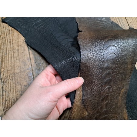 Lot de 2 pattes d'autruche - E - Brun/Noir mat - Cuir en Stock