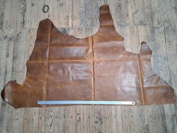 Demi-peau de cuir de vachette pullup ciré - Brun - B