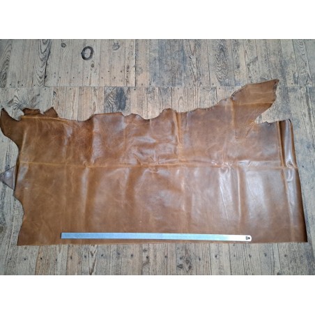 Demi-peau de cuir de vachette pullup ciré - Brun - C