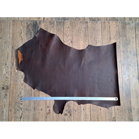 Demi-peau de cuir gras de vachette pullup  - Marron -A- Cuir en Stock