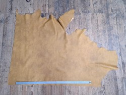 Demi-peau de cuir de vache grainée - moutarde - maroquinerie - ameublement - cuir en stock