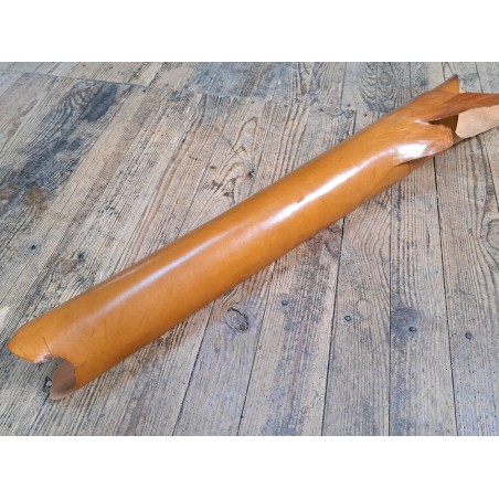 Cuir de flanc de vache - caramel - tannage végétal - Cuir en Stock