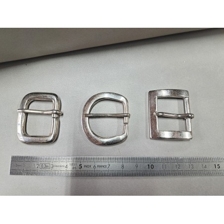 LOT de 3 boucles de ceinture - C - Nickelé - 20mm / 25mm