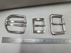 LOT de 3 boucles de ceinture - G - Nickelé - 25mm / 35mm / 40mm