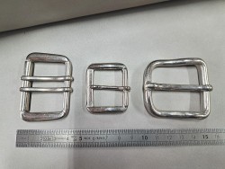 LOT de 3 boucles de ceinture - O - Nickelé - 30mm / 40mm