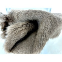 Peau de lapin en fourrure - poil havane - Cuir en Stock
