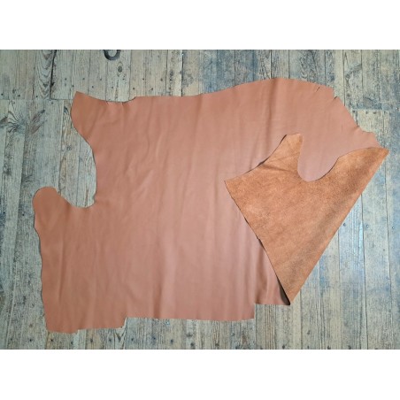 Peau de cuir de veau swift lisse - camel - maroquinerie - Cuir en stock