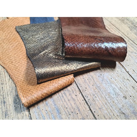 Peau de cuir de poisson - saumon - Cuir marin - Cuir en stock