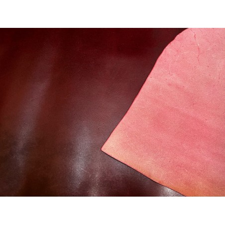 Croûte de cuir de vache tannage végétal cirée – bordeaux - Cuir en Stock