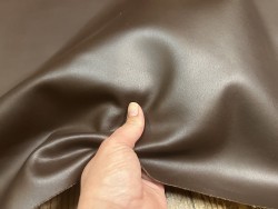 Croûte de cuir de vache tannage végétal cirée – café - Cuir en Stock