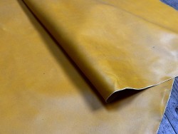 Croûte de cuir de vache tannage végétal cirée – jaune - Cuir en Stock