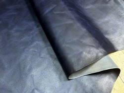 Croûte de cuir de vache tannage végétal cirée – BLEU - Cuir en Stock