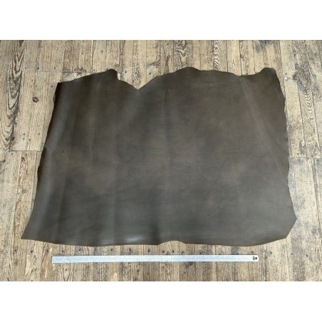 Croûte de cuir de vache tannage végétal cirée – Kaki - Cuir en Stock