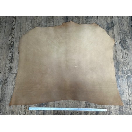 Croûte de cuir de vache tannage végétal cirée – Sable - Cuir en Stock