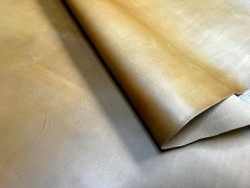Croûte de cuir de vache tannage végétal cirée – Sable - Cuir en Stock