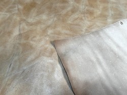 Croûte de cuir de vache tannage végétal cirée – Fauve patiné - Cuir en Stock