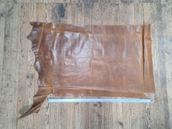 Demi-peau de cuir de vachette pullup ciré - Brun - A