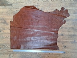 Demi-peau de cuir de vachette grain croco brun acajou - A