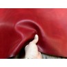 Croûte de cuir de vache tannage végétal cirée – Rouge - Cuir en Stock