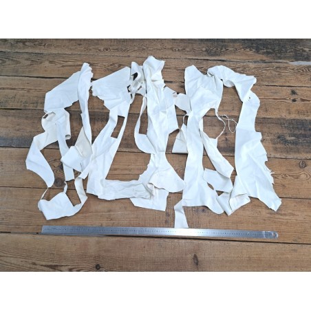 Morceaux de cuir d'agneau - Blanc cassé - Cuirenstock