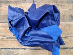 Chutes de cuir de veau - bleu reflex - maroquinerie - Cuir en Stock