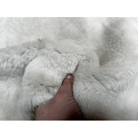 Peau de mouton lainé beige - CHOIX ÉCART - F - Cuir en Stock