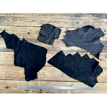 Chutes de cuir - vache divers finition nubuck ou naturelle - camaïeu de noir - vente au poids - Cuir en Stock