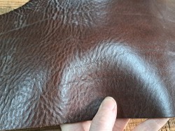 Bande de collet tannage végétal grainé - Châtaigne - Cuir en Stock