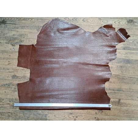 Demi-peau de cuir de vachette grain croco brun acajou - A