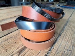 Lot de 5 bandes de cuir classique ou à effet - 2ème choix