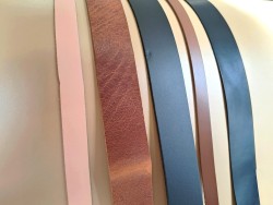 Lot de 5 bandes de cuir classique ou à effet - 2ème choix