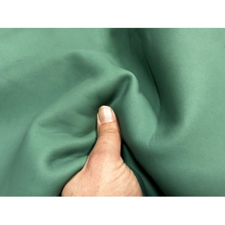 Flanc de vache – Cuir vert mat – Tannage minéral – Souple & élastique - 2ᵉ choix - Cuir en Stock