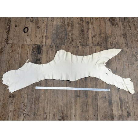 Flanc de vache – Cuir ivoire mat – Tannage minéral – Souple & élastique - 2ᵉ choix - Cuir en Stock