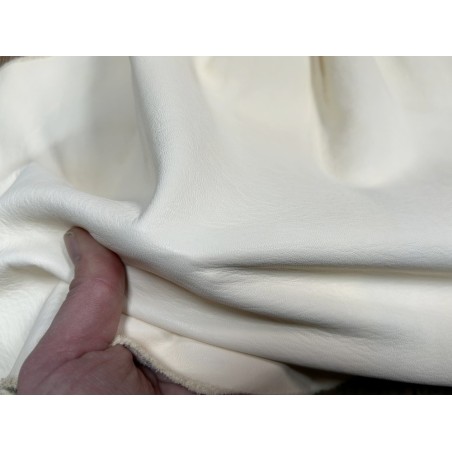 Flanc de vache – Cuir ivoire mat – Tannage minéral – Souple & élastique - 2ᵉ choix - Cuir en Stock