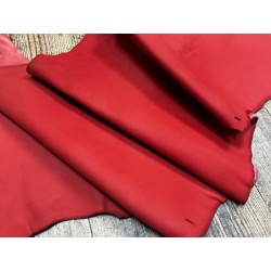 Flanc de vache – Cuir ROUGE MAT – Tannage minéral – Souple & élastique - 2ᵉ choix - Cuir en Stock