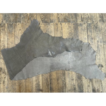 Flanc de vache – Cuir NUBUCK TAUPE – Tannage minéral – Souple & élastique - 2ᵉ choix - Cuir en Stock