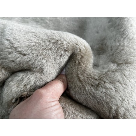 Peau de mouton lainé DOUBLE FACE TAUPE - Cuir en Stock