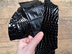 Lot de 3 morceaux de cuir de crocodile - Noir - Cuir en Stock